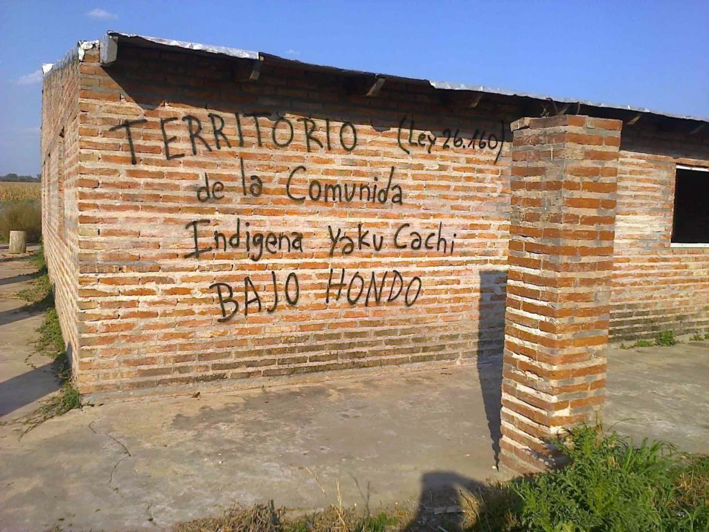 Argentina: Empresa de refrescos quita tierra a los campesinos indígenas y manosea  la justicia en Santiago del Estero